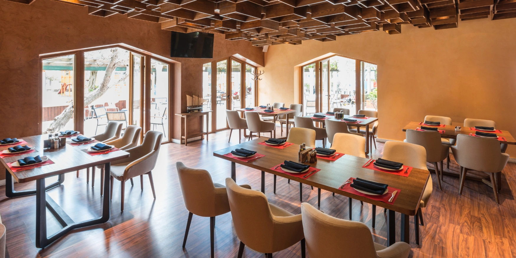 7 mistakes venues make that slow response times