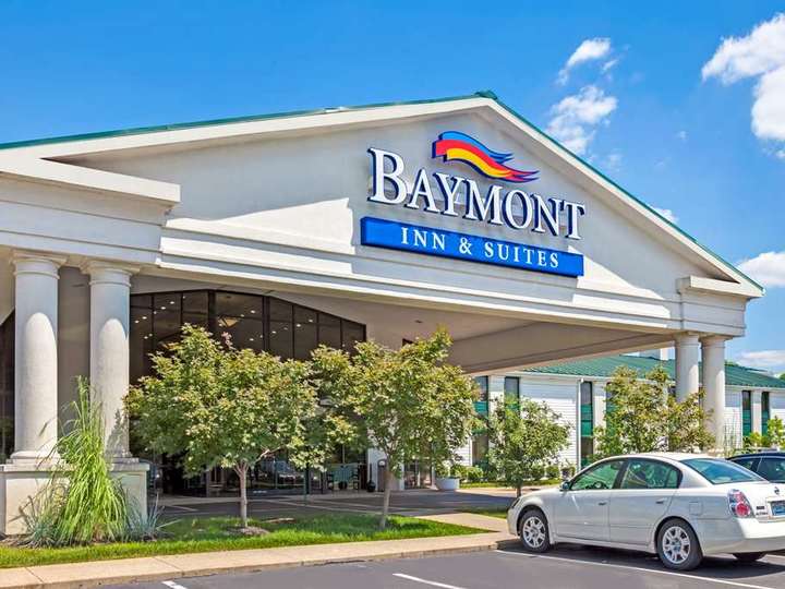 Baymont Inn and Suites Louisville Airport South