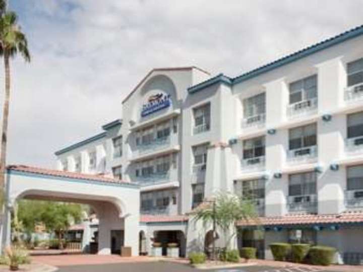 Baymont Inn and Suites Tempe Scottsdale