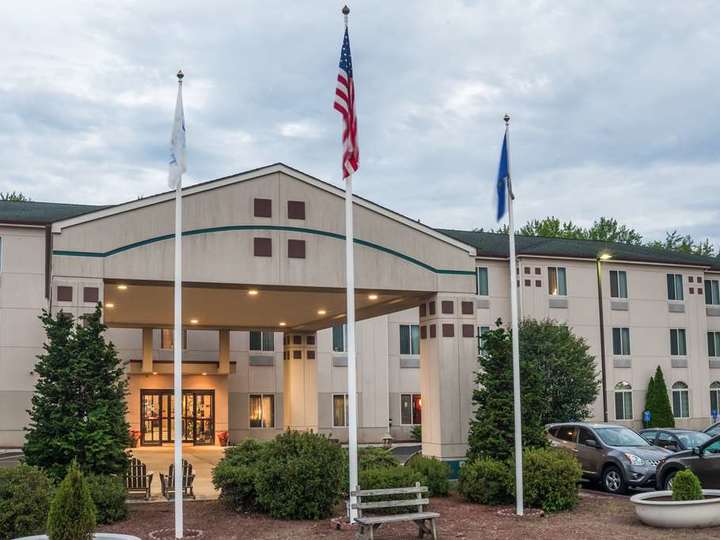 Baymont Inn and Suites Manchester   Hartford CT