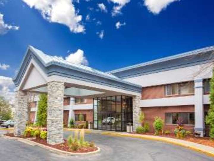Baymont Inn and Suites Madison West Middleton WI West