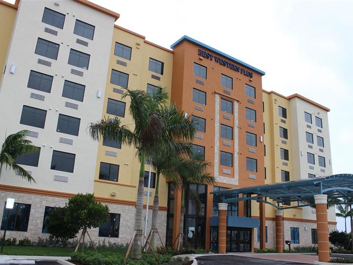 Best Western Plus Kendall Airport Hotel and Suites