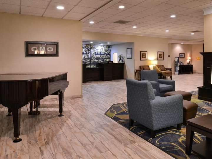 Best Western Leesburg Hotel and Conference Center