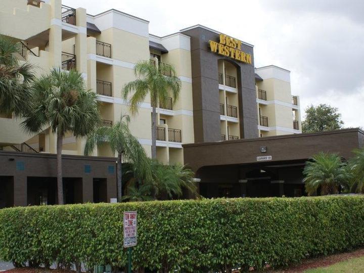 Best Western Plus Deerfield Beach Hotel and Suites