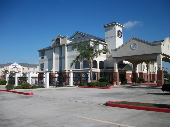 Best Western Mainland Inn and Suites