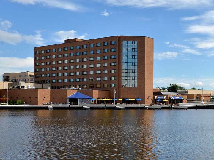Best Western Premier Waterfront Hotel and Convention Center