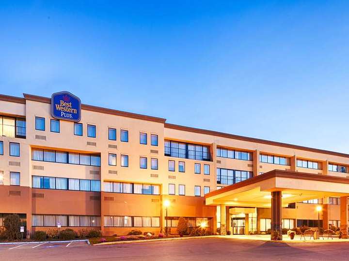 Best Western Plus Reading Inn and Suites