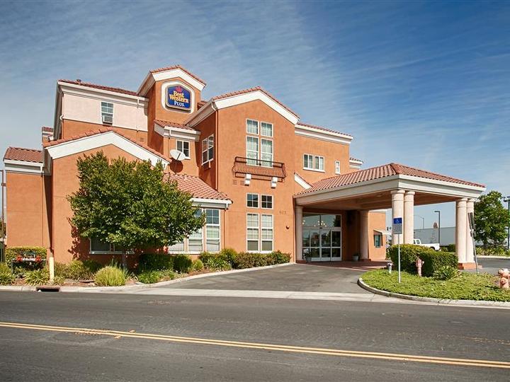 Best Western I 5 Inn and Suites