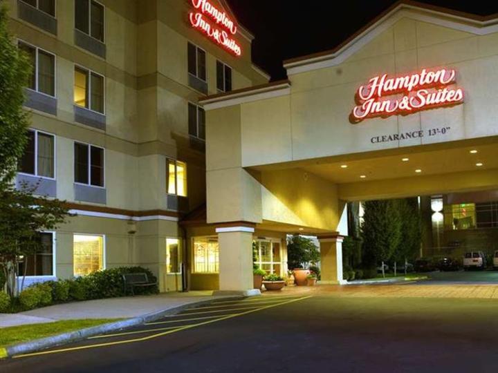 Hampton Inn   Suites Seattle North Lynnwood