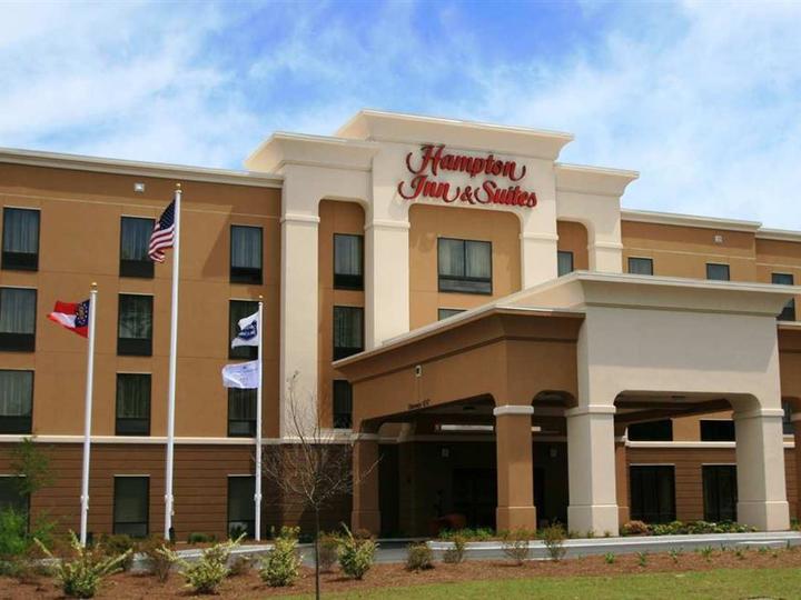 Hampton Inn and Suites Savannah Airport