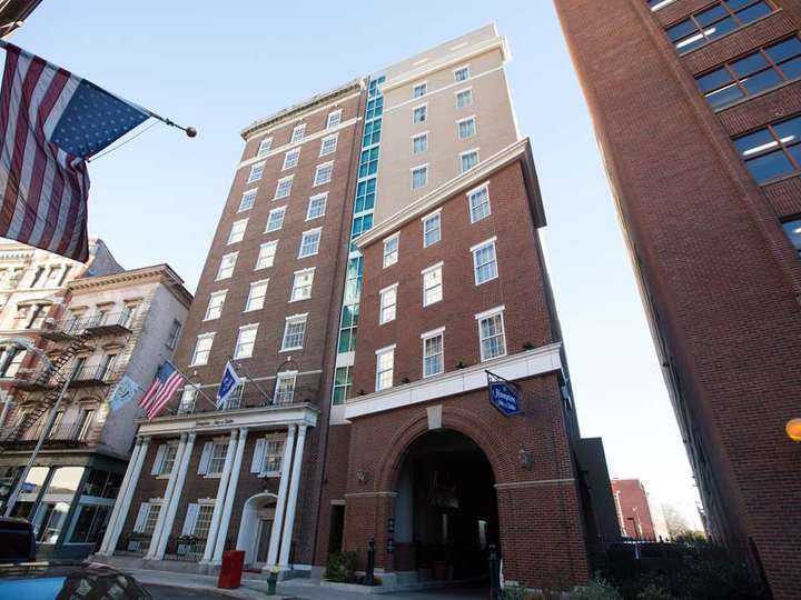 Hampton Inn   Suites Providence Downtown
