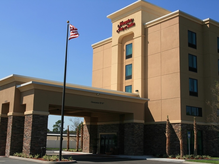 Hampton Inn and Suites Jacksonville Beach Boulevard Mayo Clinic Area