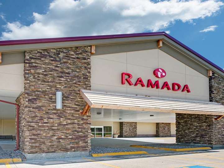 Ramada Columbus Hotel and Conference Center