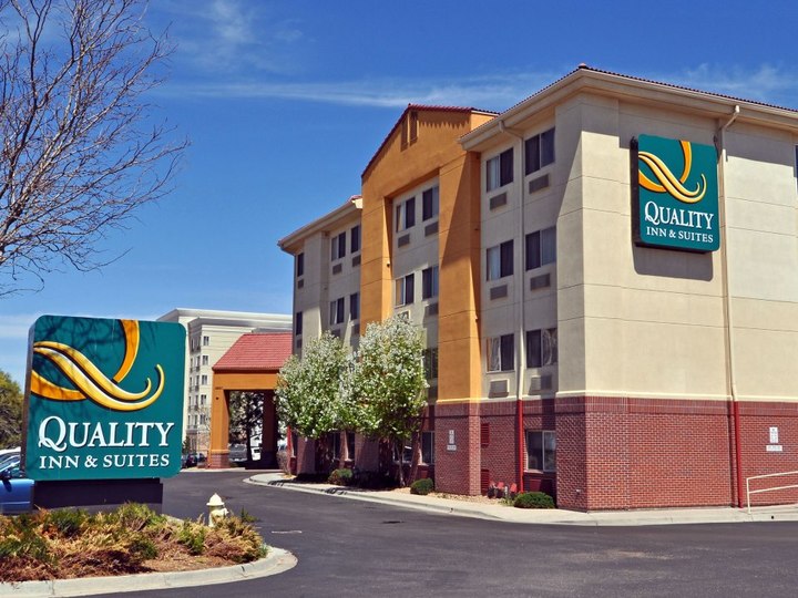 Quality Inn And Suites Denver International Airport