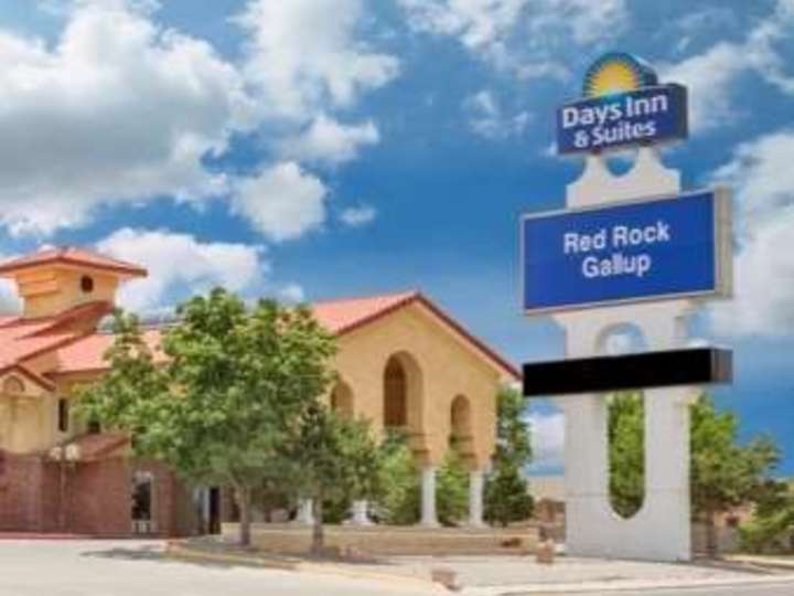 Days Inn and Suites Red Rock Gallup