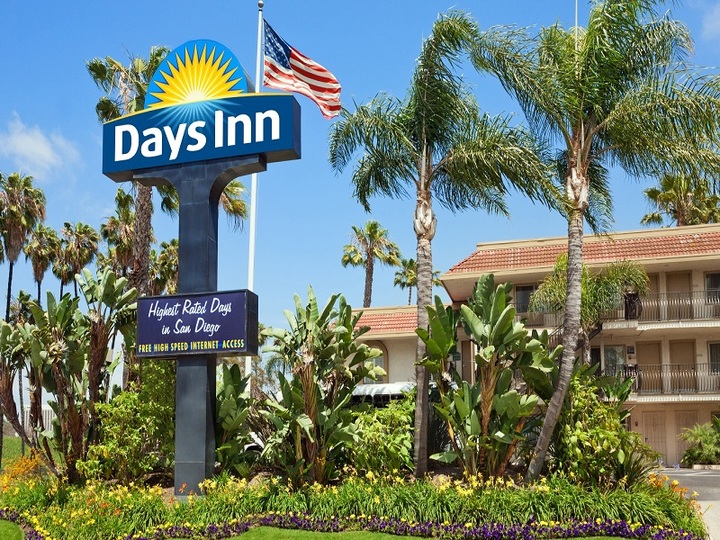 Days Inn San Diego Hotel Circle Near SeaWorld