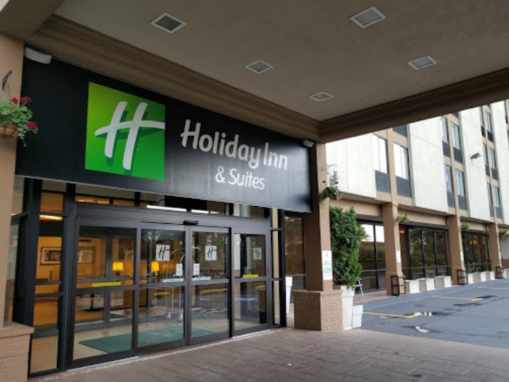 Holiday Inn Hotel And Suites Chicago Downtown