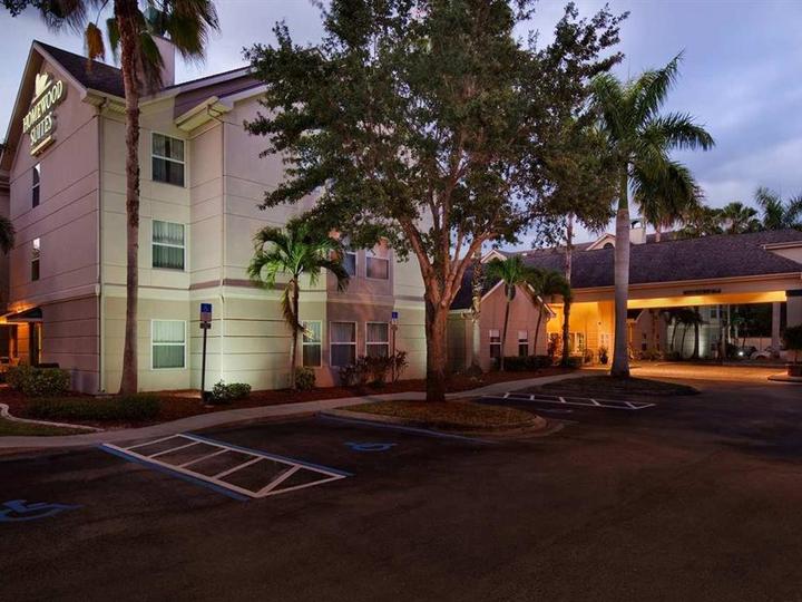 Homewood Suites by Hilton Fort Myers FL