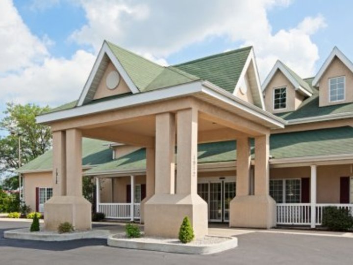 Country Inn and Suites By Carlson  Kalamazoo  MI