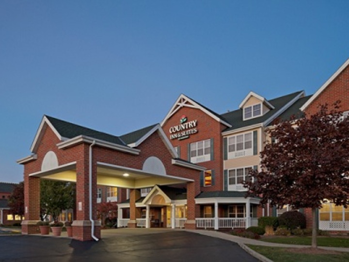 Country Inn and Suites By Carlson  Milwaukee West  Brookfield   WI