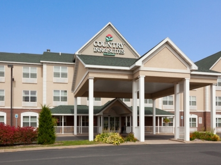 Country Inn and Suites By Carlson  Marquette  MI