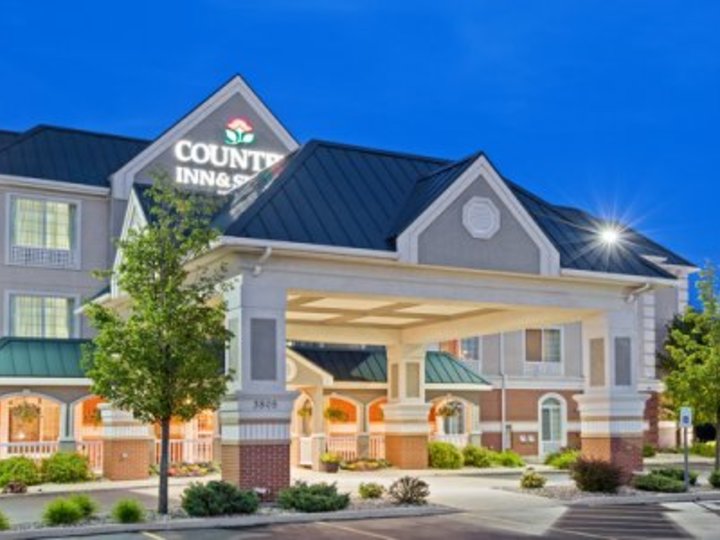Country Inn and Suites By Carlson  Michigan City  IN
