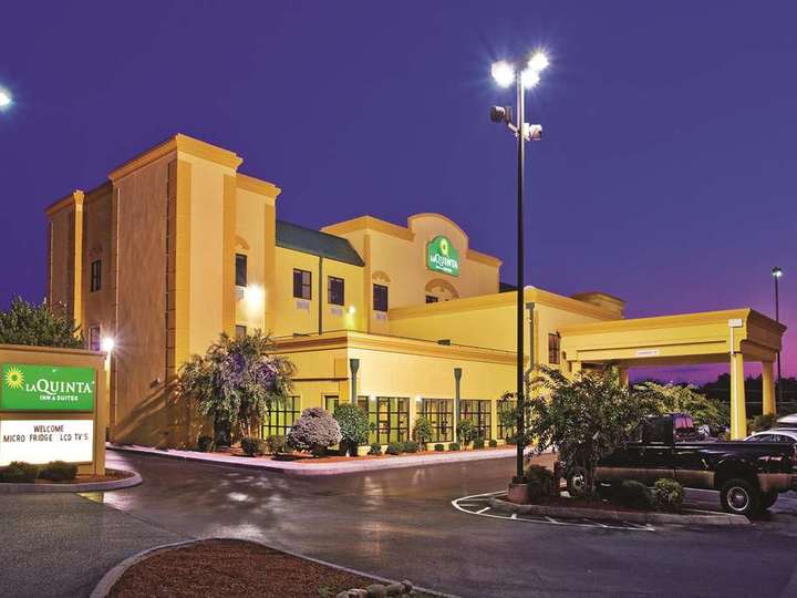 La Quinta Inn and Suites Knoxville East