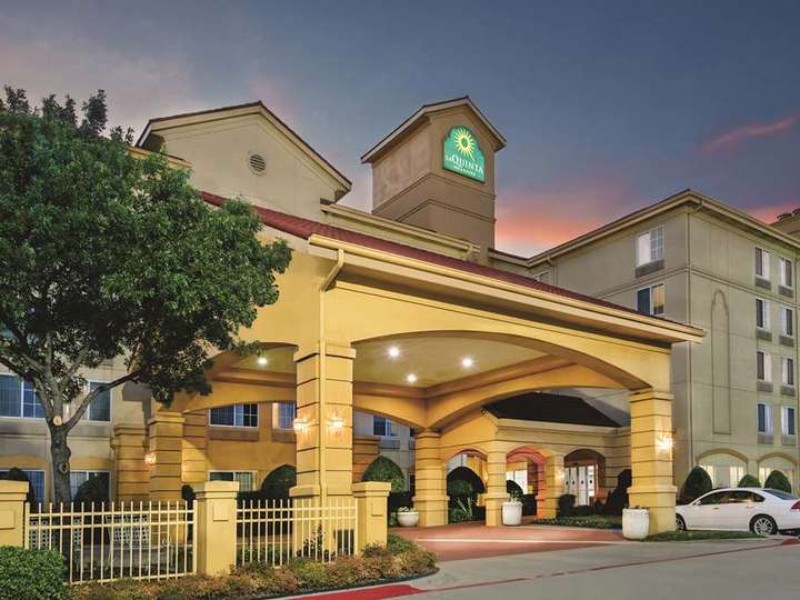 La Quinta Inn and Suites DFW Airport South   Irving
