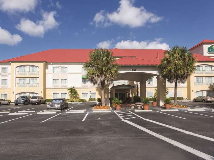 La Quinta Inn and Suites Fort Myers Airport