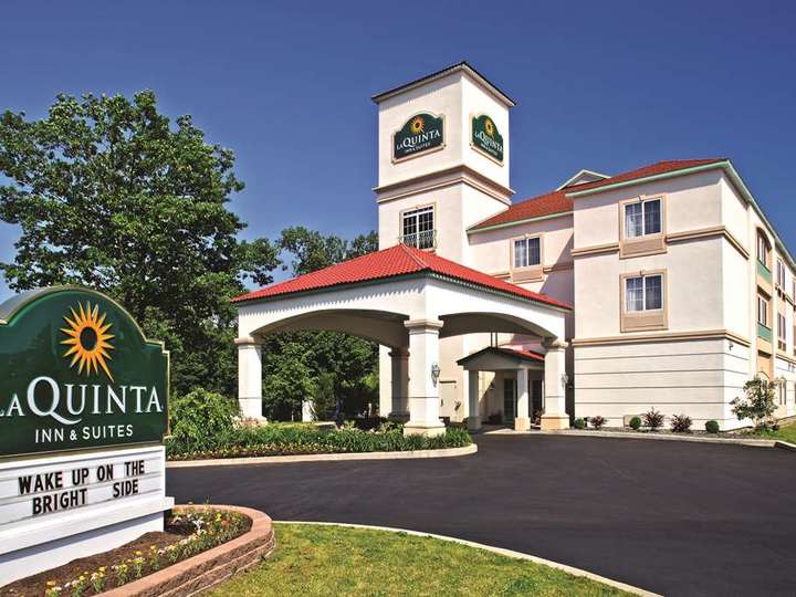 La Quinta Inn and Suites Latham Albany Airport