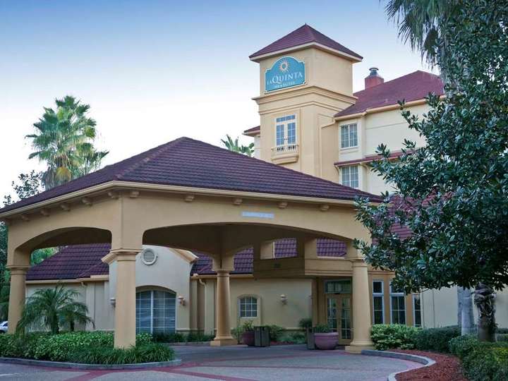 La Quinta Inn and Suites Tampa Brandon Regency Park