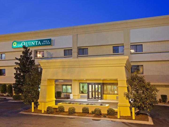 La Quinta Inn And Suites Nashville Airport