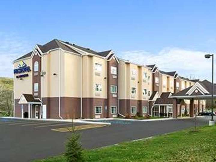 Microtel Inn and Suites by Wyndham Washington Meadow Lands