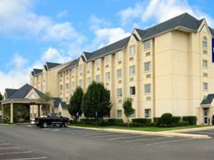 Microtel Inn and Suites by Wyndham Bossier City