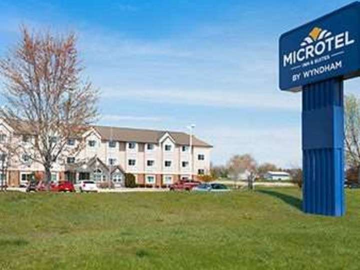 Microtel Inn and Suites by Wyndham Marion Cedar Rapids