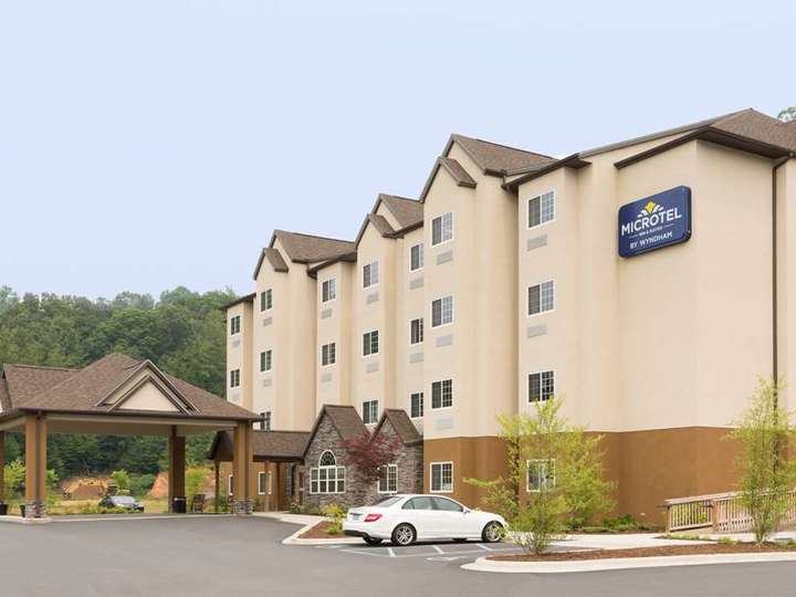 Microtel Inn and Suites by Wyndham Sylva Dillsboro Area