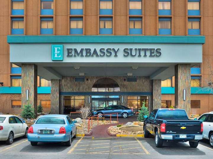 Embassy Suites by Hilton Denver Stapleton