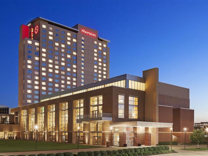 Sheraton Overland Park Hotel at the Convention Center